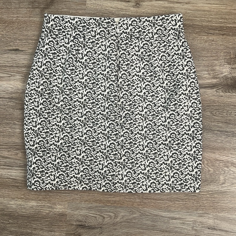 I Crew skirt - Picture 2 of 4
